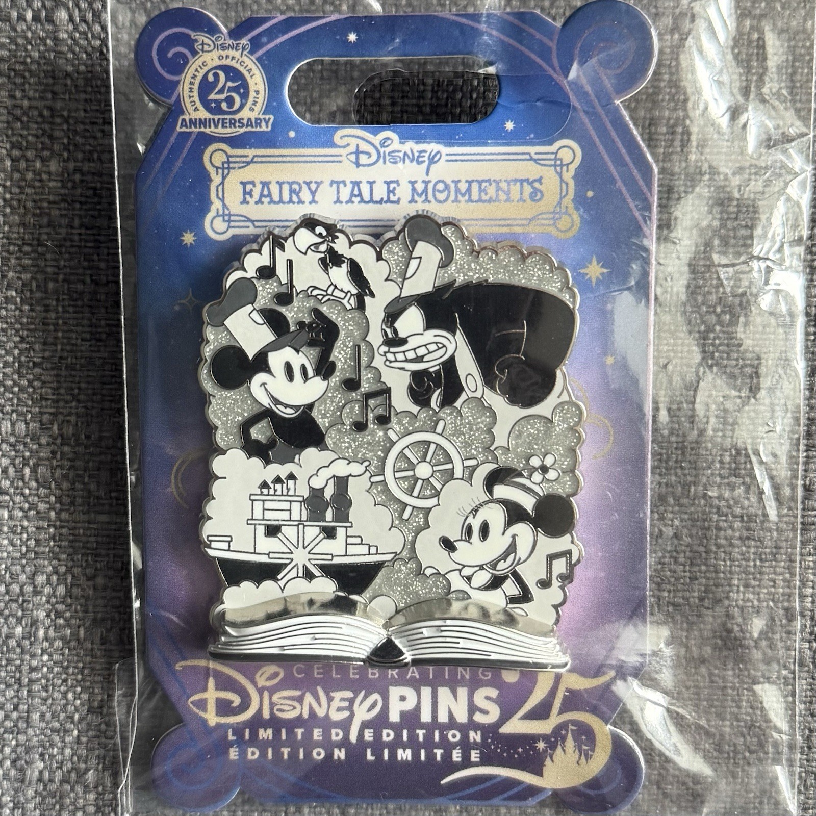 Disney Parks Fairy Tale Moments Steamboat Willie Mickey Pete Minnie LE 2250 Pin