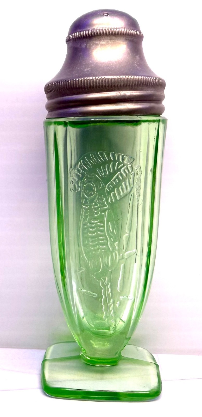 Vintage Green Uranium Federal Depression Glass Parrot Sylvan Shaker.