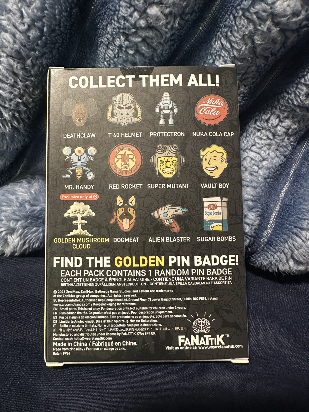 Fallout Golden Mushroom Cloud RARE CHASE Mystery Pin Badge Target Exclusive