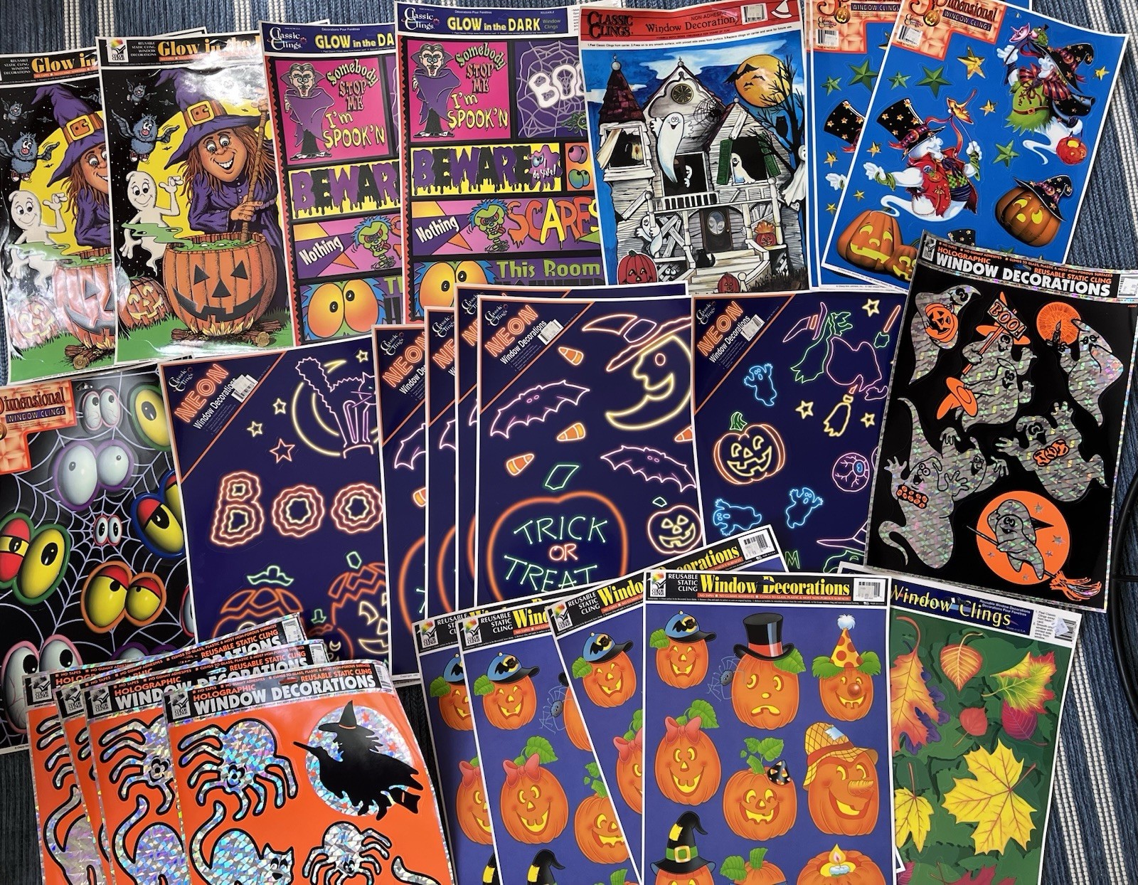 Vintage HUGE LOT Halloween Window Clings Ghosts Pumpkins Witches Bats