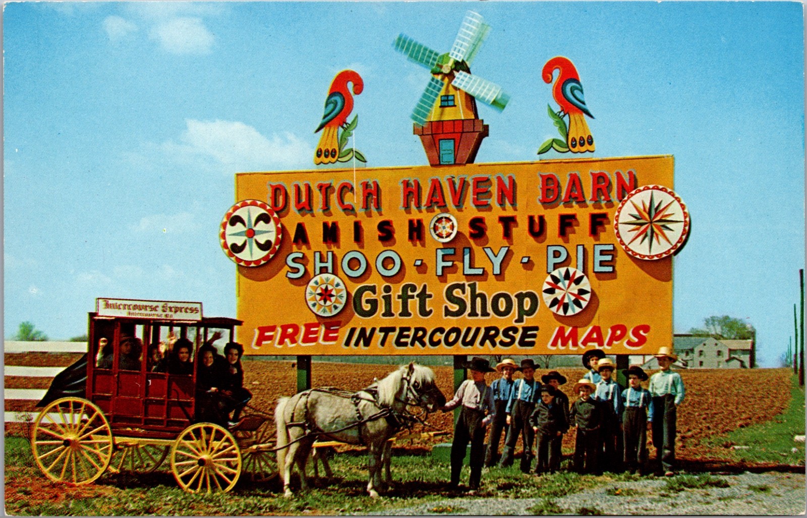 Dutch Haven Barn Amish Stuff Shoo-Fly Pie Gift Shop Lancaster Pennsylvania