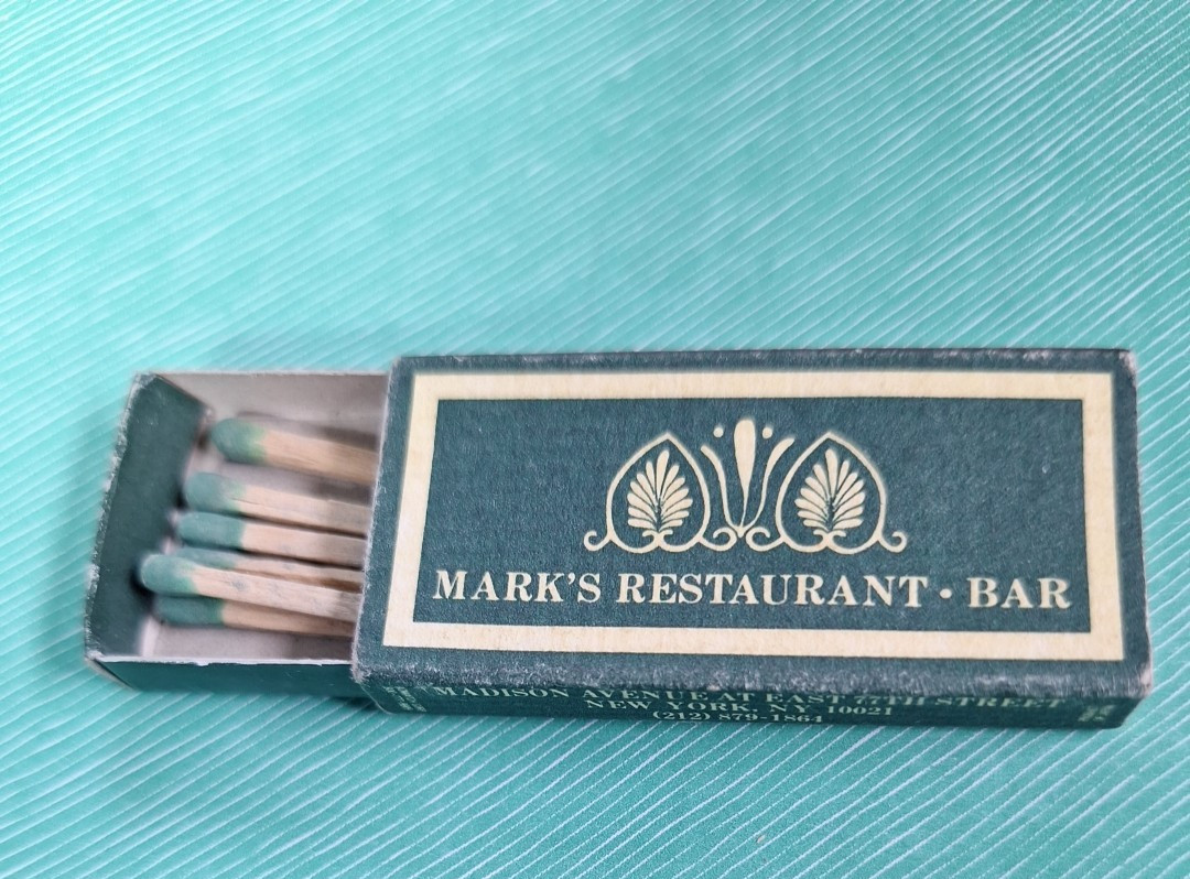 Mark’s Restaurant Bar w/ Wood Matches Slim Matchbox Matchbook New York