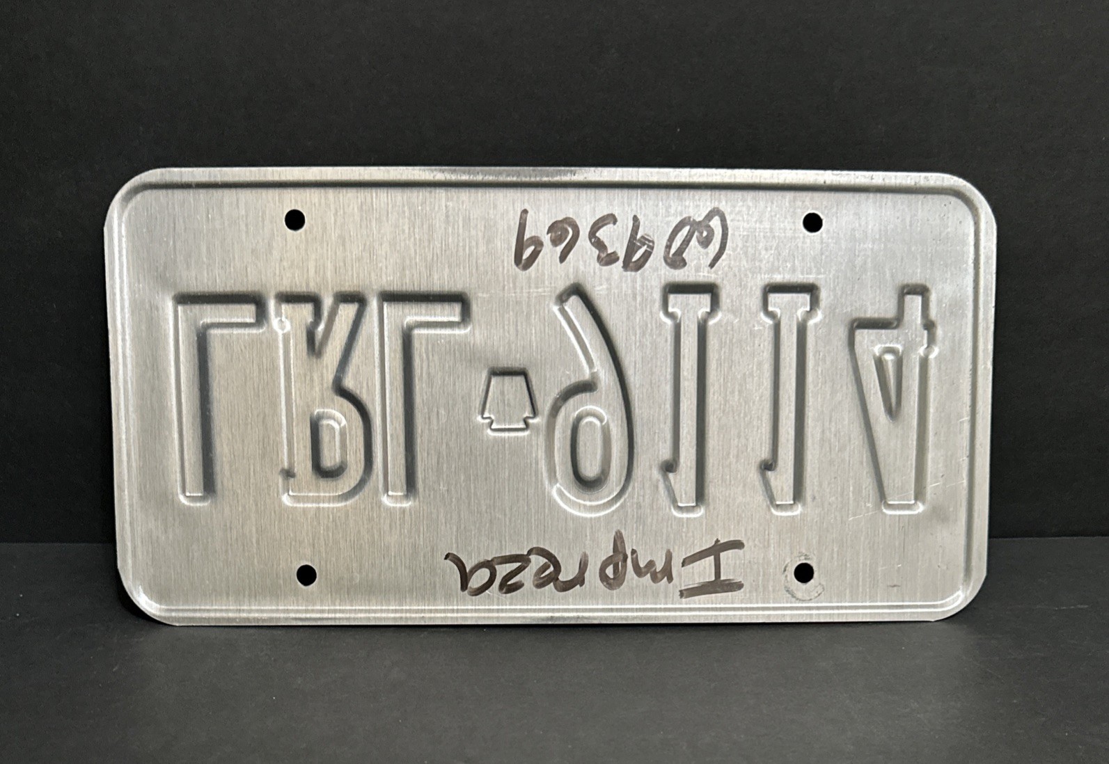 Pennsylvania License Plate — LRL – 9114 VISIT PA.COM — MINT Condition !!