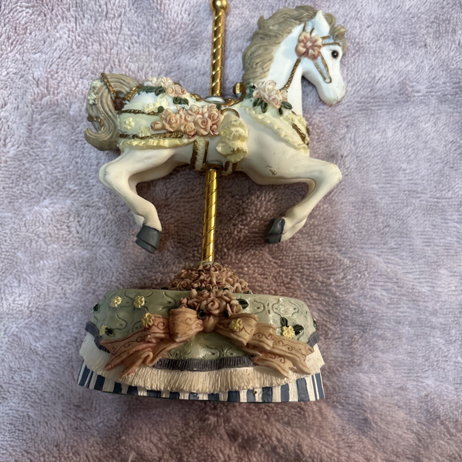 Heritage House Melodies County Fair Collection Carousel Horse Try To Remember