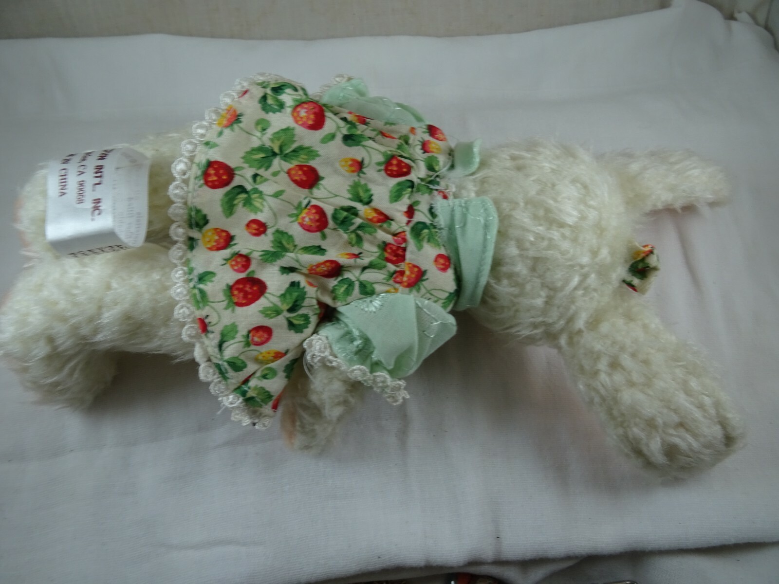 Hugfun Int’l Inc. 2001 Bunny Rabbit Posable Plush Strawberry Outfit