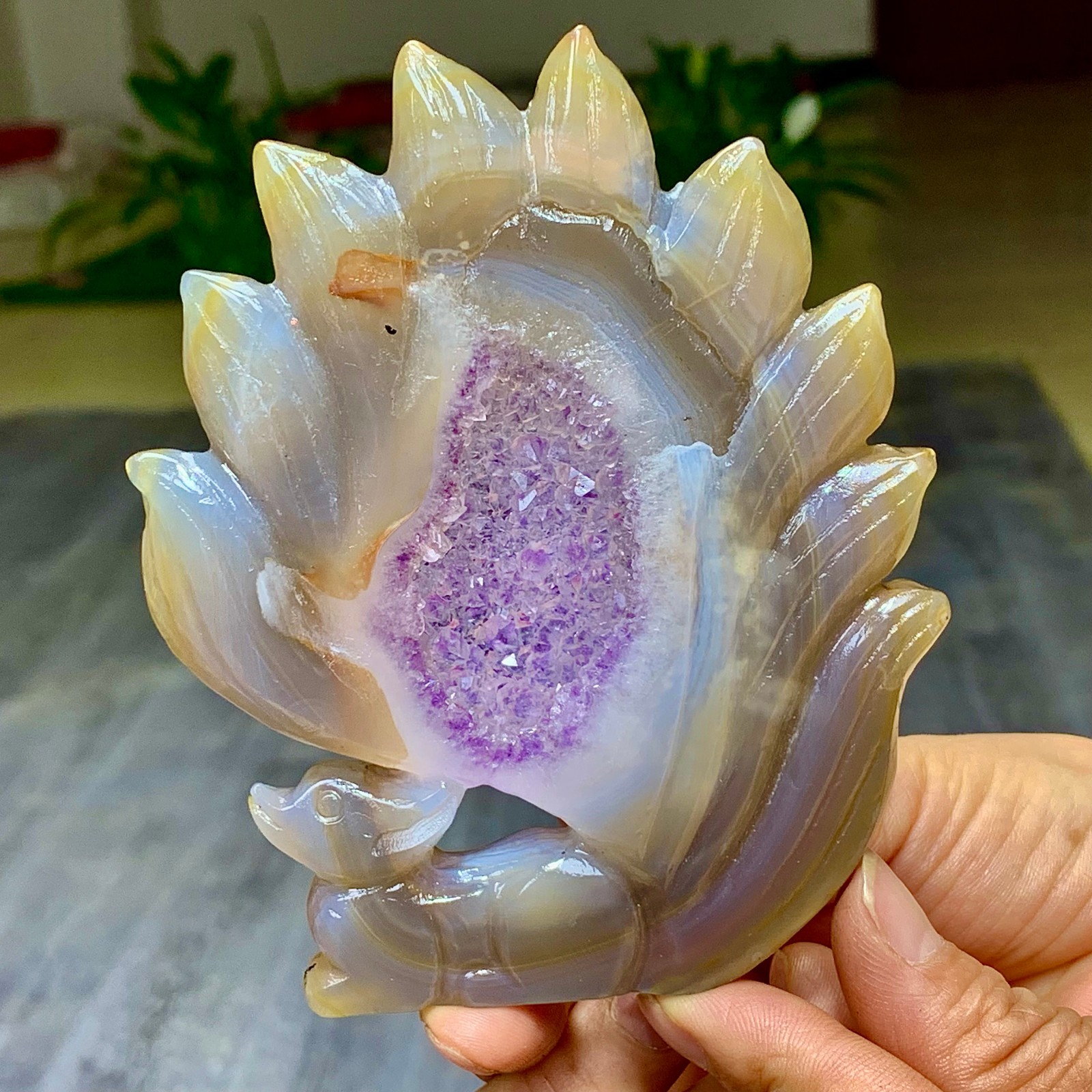 210G Natural amethyst agate crystal specimen Hand carved Nine Tailed Fox