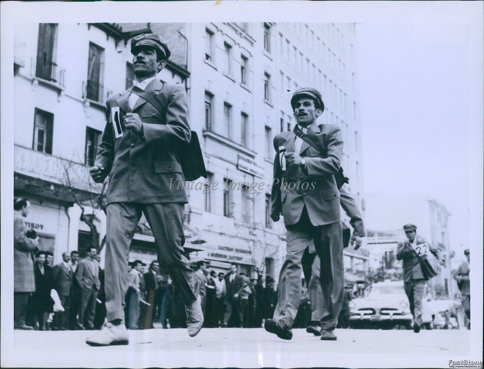 1959 Photo Postmen Battle Race Fastest Mailbag Toter Athens Greece Historic 7×9
