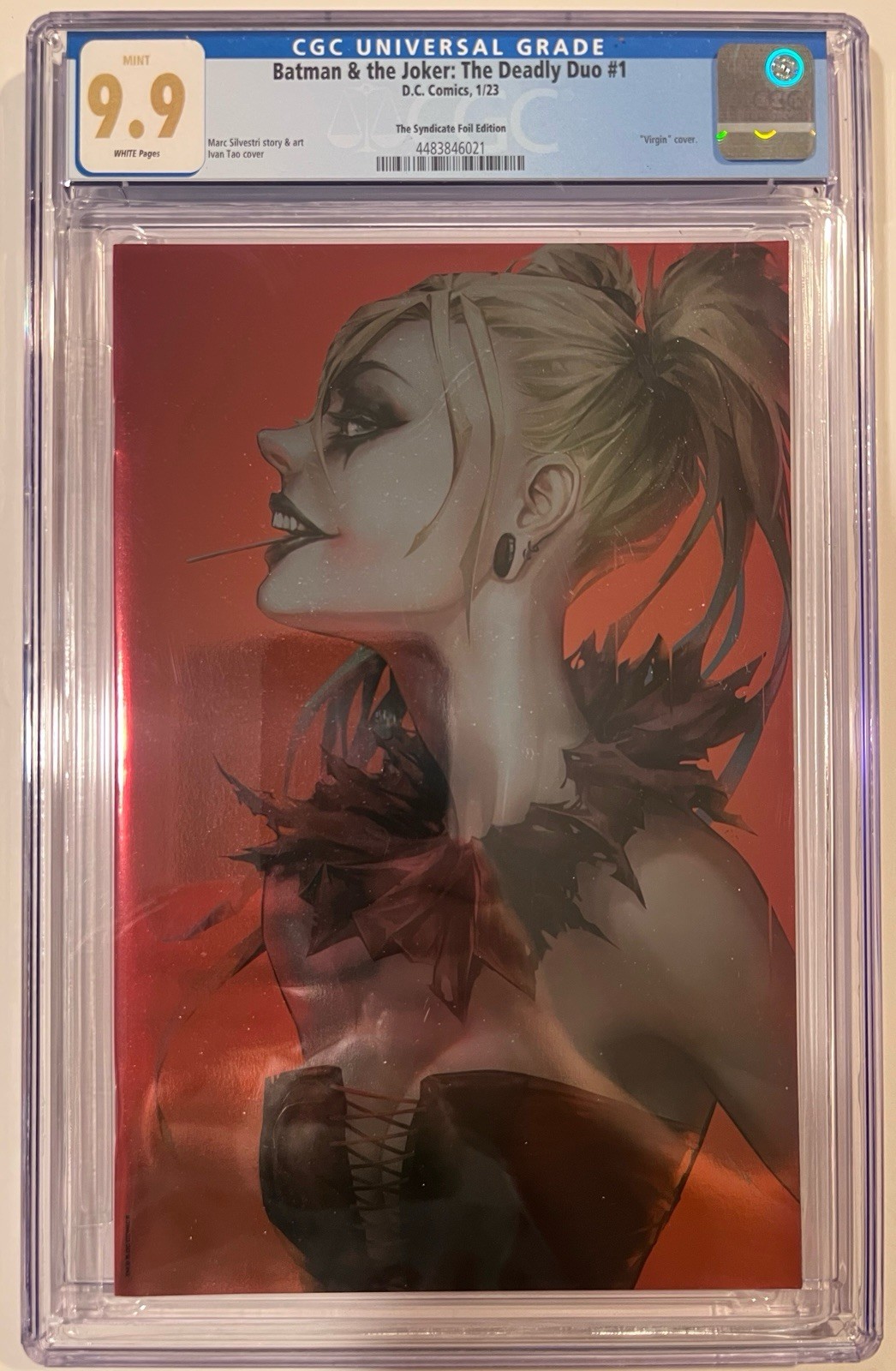 BATMAN & THE JOKER: DEADLY DUO #1 (IVAN TAO VIRGIN Foil) CGC 9.9 MINT POP 1 !!