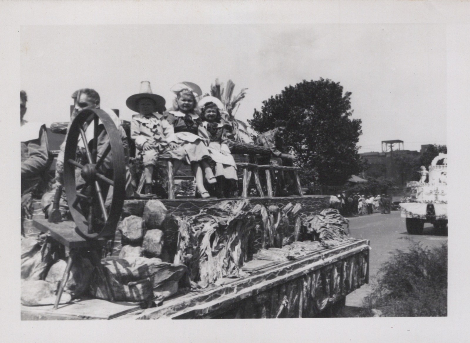 Ringling Bros Circus RBBB Thanksgiving Float 1942 – c1950s Photo