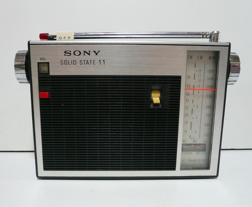 SONY TFM-110F transistor radio 1960s FM/SW/MW SOLID STATE 11