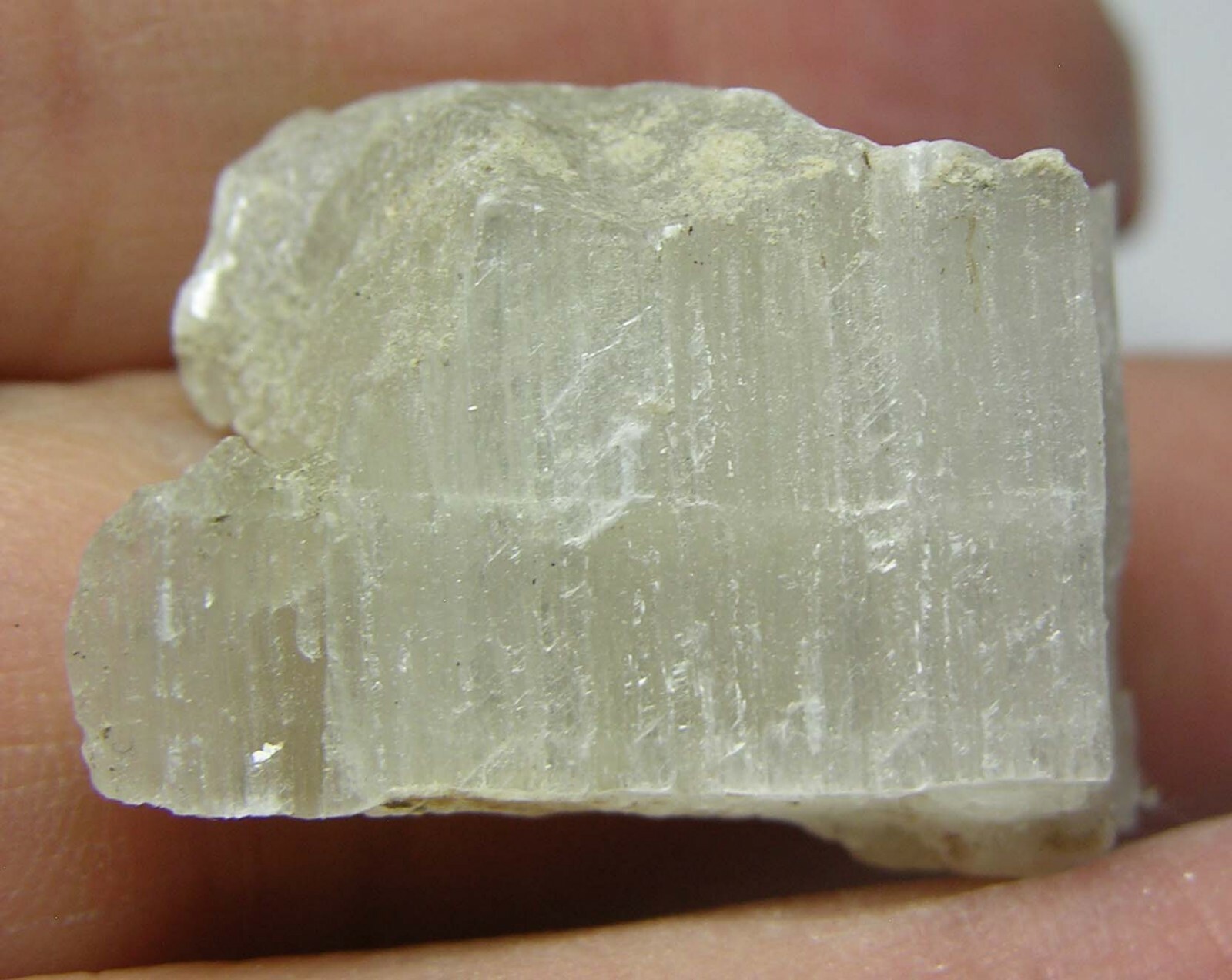 #12 Pakistan 35.00ct 100% Natural RARE Beryllonite Crystal Specimen 26mm 6.95g