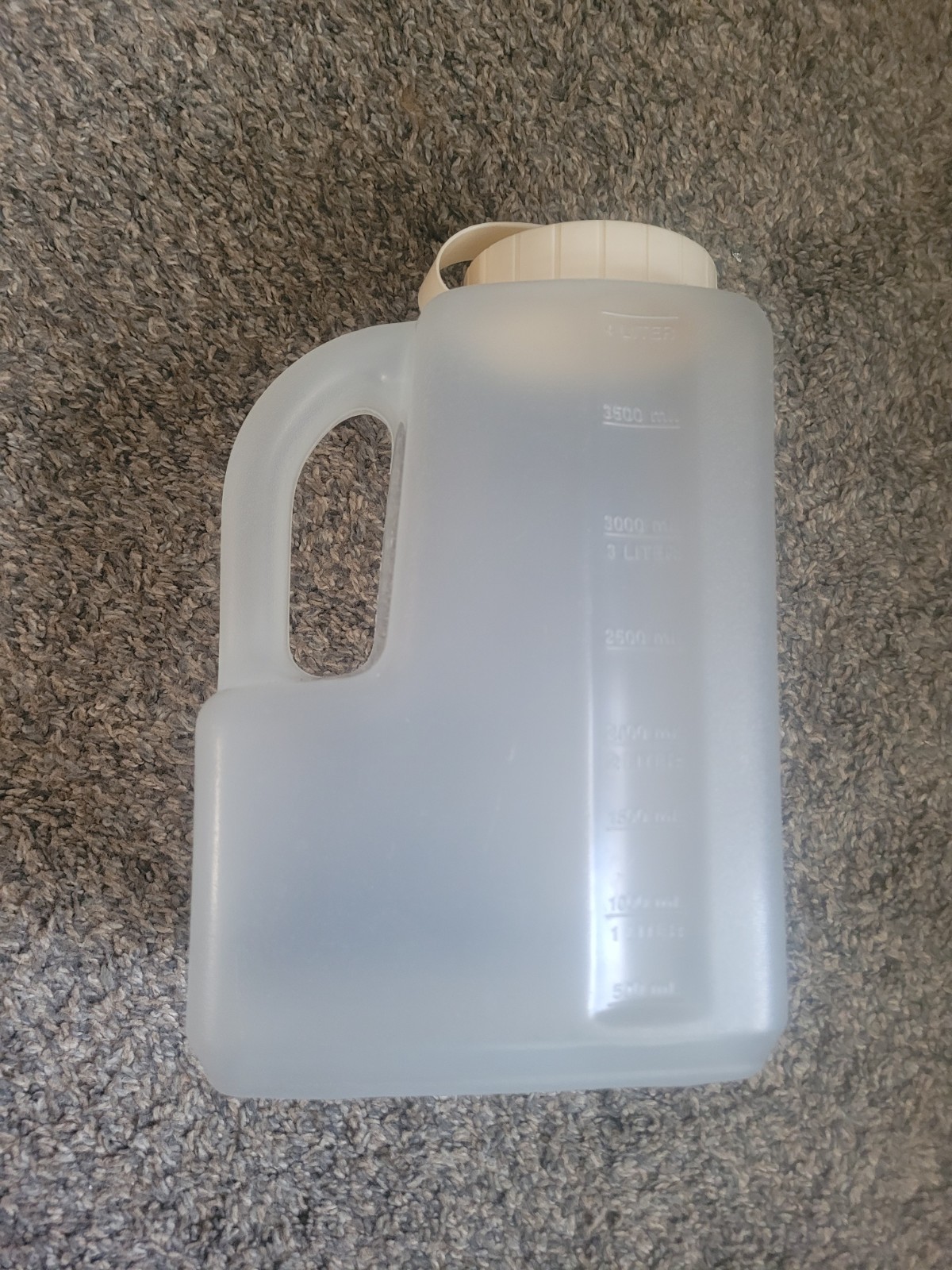 Vintage Rubbermaid Servin Saver 4 Quart Handled Drink Container Pitcher