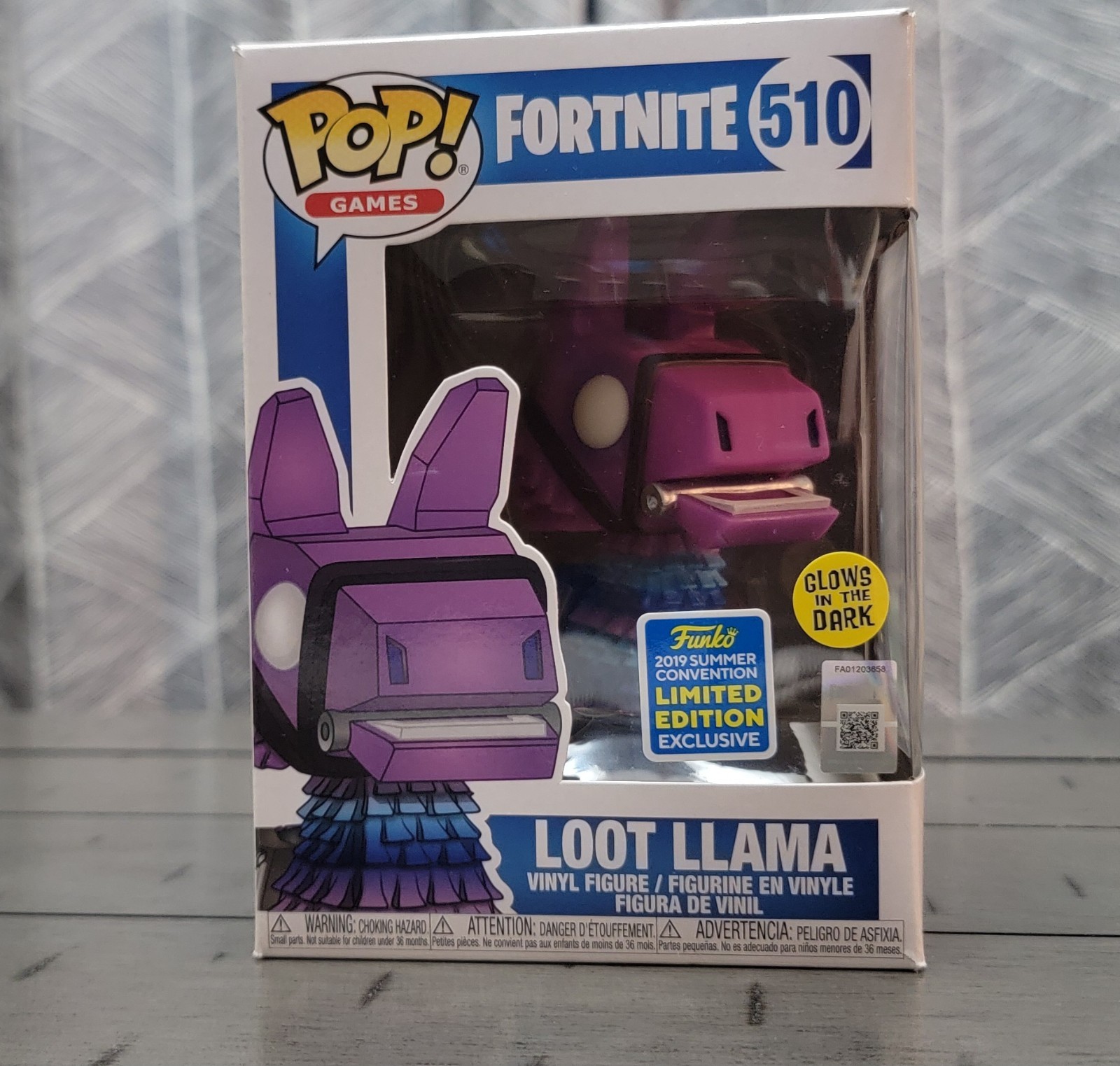 Funko Pop! Games Fortnite Loot Llama #510 Glow in the Dark 2019 Summer Con