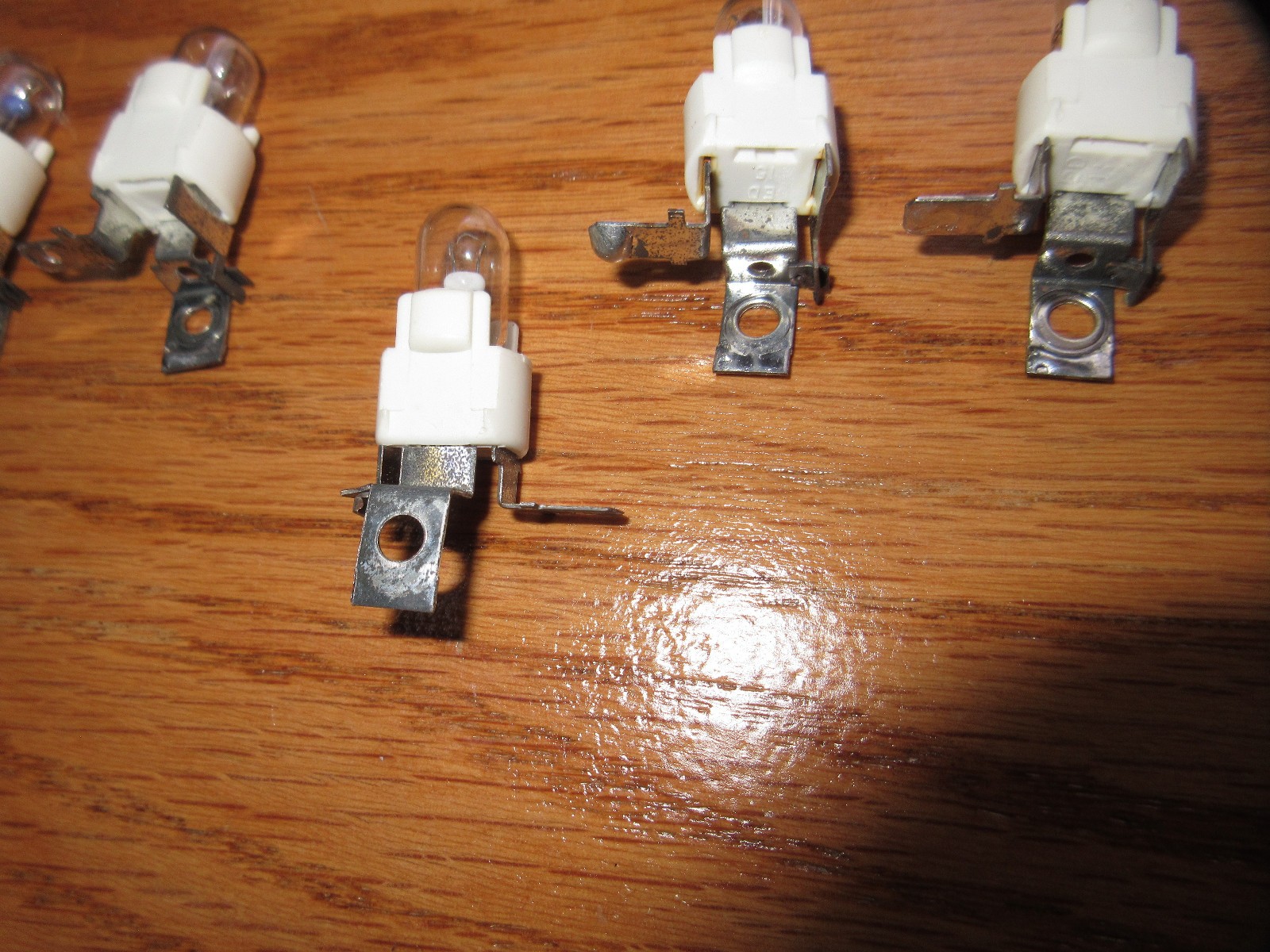 5 Lampholder Socket #b for Bally pinball machines with bulbs #555 HARD TO FIND