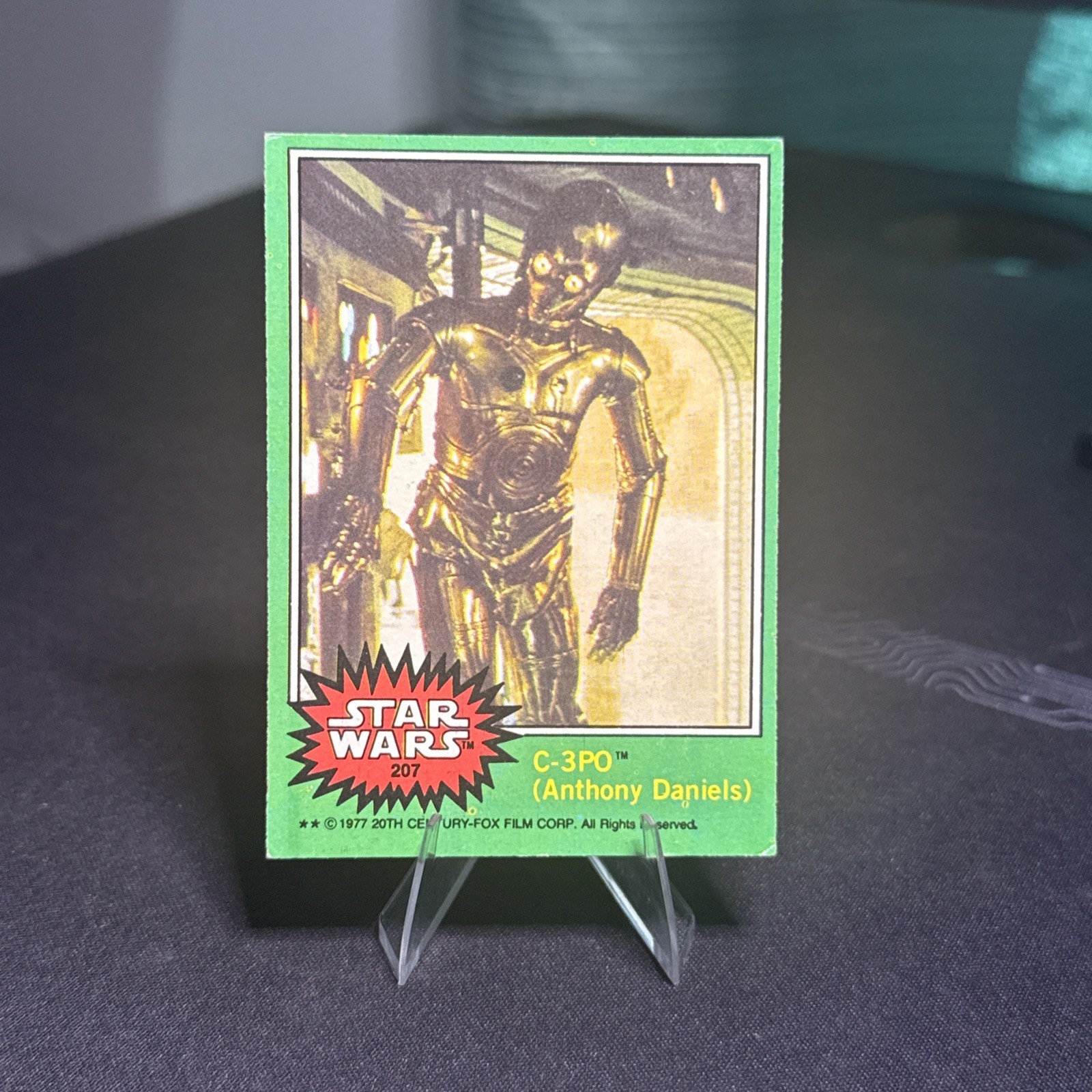 1977 Topps Star Wars #207 C-3PO Corrected (Non-Error) Green Series 4