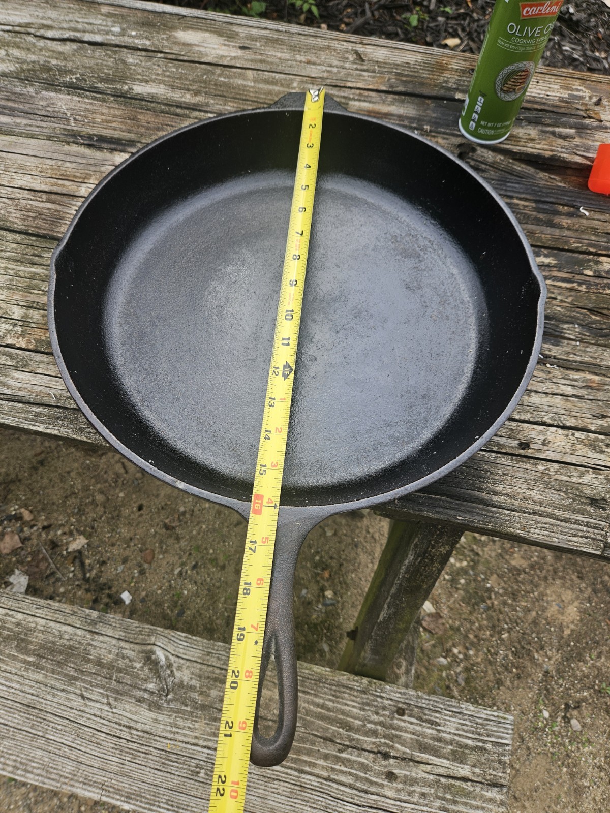 AWSOME VINTAGE CAST IRON No 14 #14 3 NOTCH LODGE SKILLET – GREAT CONDITION
