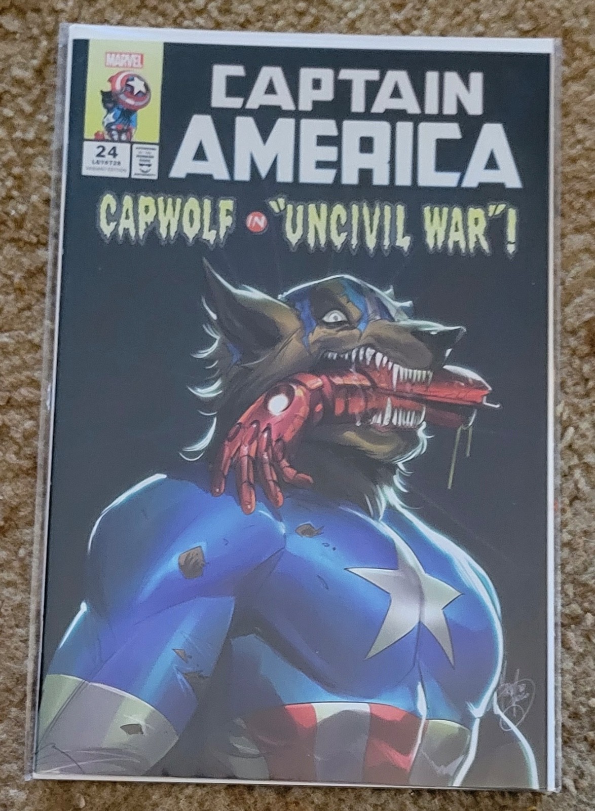 Captain American 24 (728) Cap Wolf Variant Marvel 2020 High Grade Bag and Board