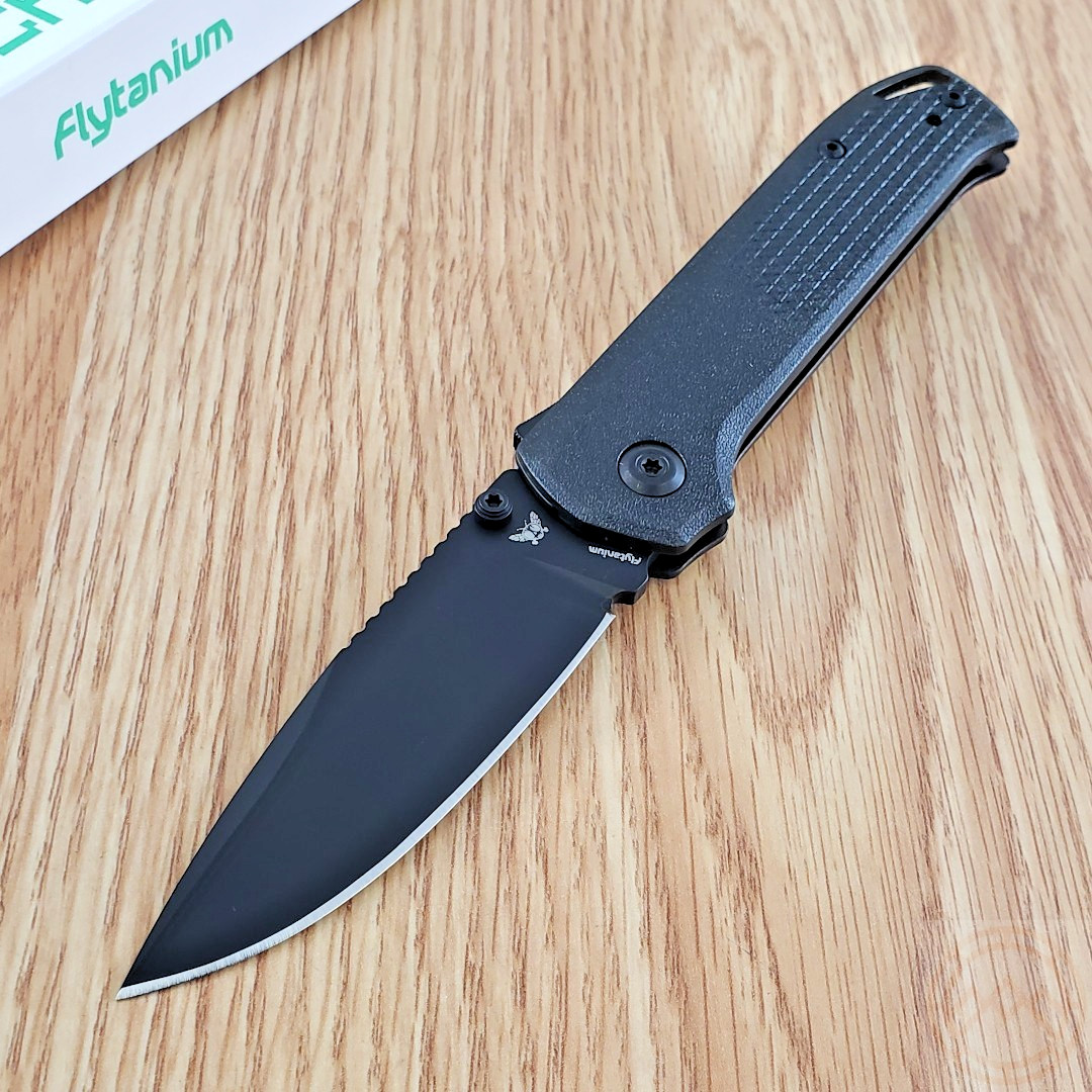 Flytanium Arcade Folding Knife 3.25″ AUS-10A Steel Blade Polycarbonate Handle