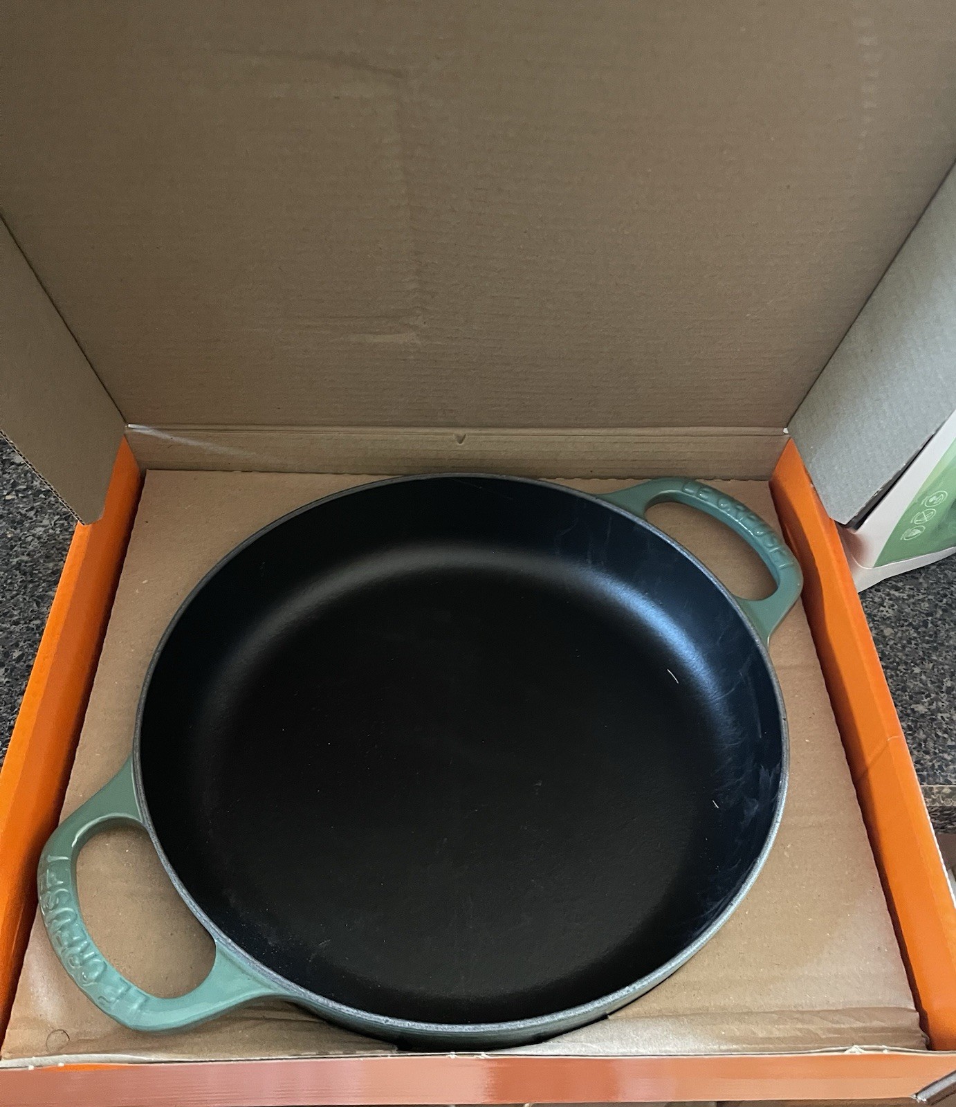 Le Creuset #28 11” Round Artichaut Cast Iron Enamel Signature Everyday Pan