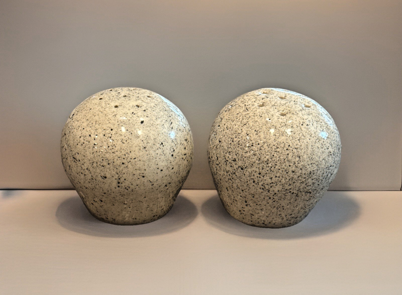 Vintage MCM Speckled Ceramic Salt Pepper Shakers Set Retro Stone Glaze Cream Tan