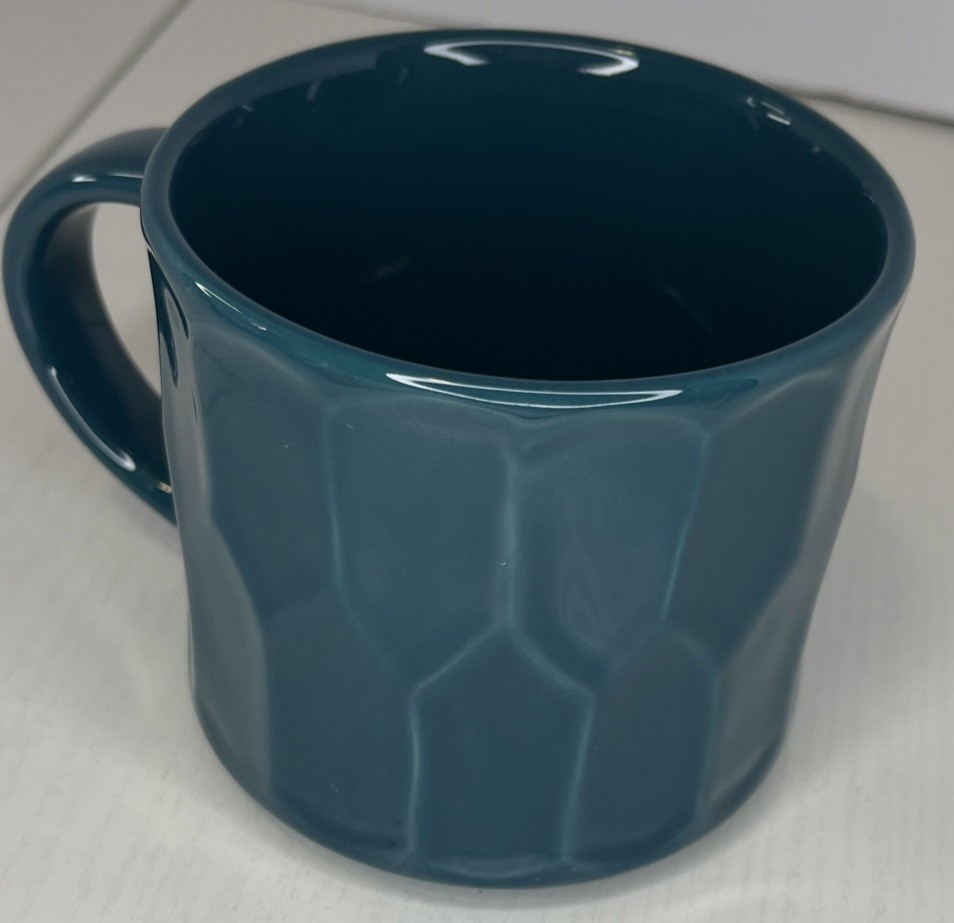 2014 Starbucks Coffee Mug Cup Teal Blue Green Geometric Scalloped Texture 14 oz