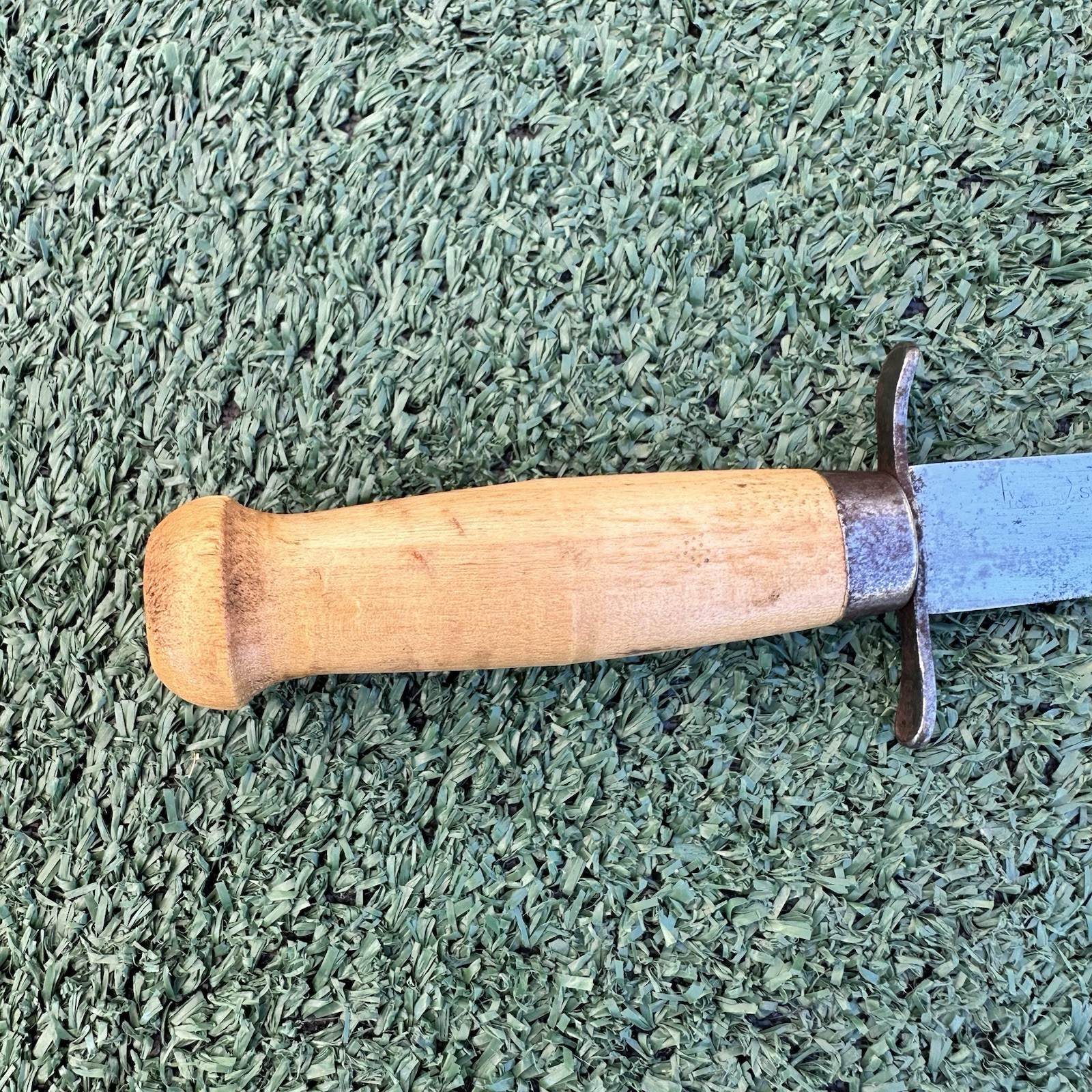 Vintage Edge Mark Fixed Blade Knife Wood Handle 9.25″ X 2.5”