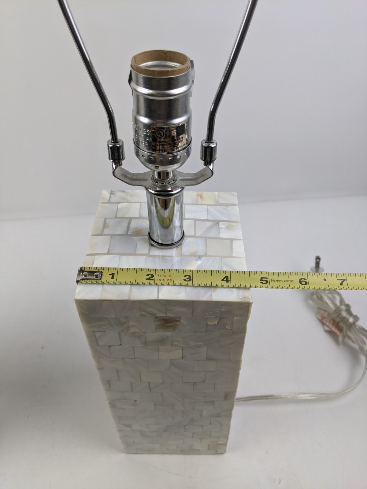 Mother of Pearl Capiz Shell Mosaic Tile Inlay Table Lamp 22″ Tall White Pair 2