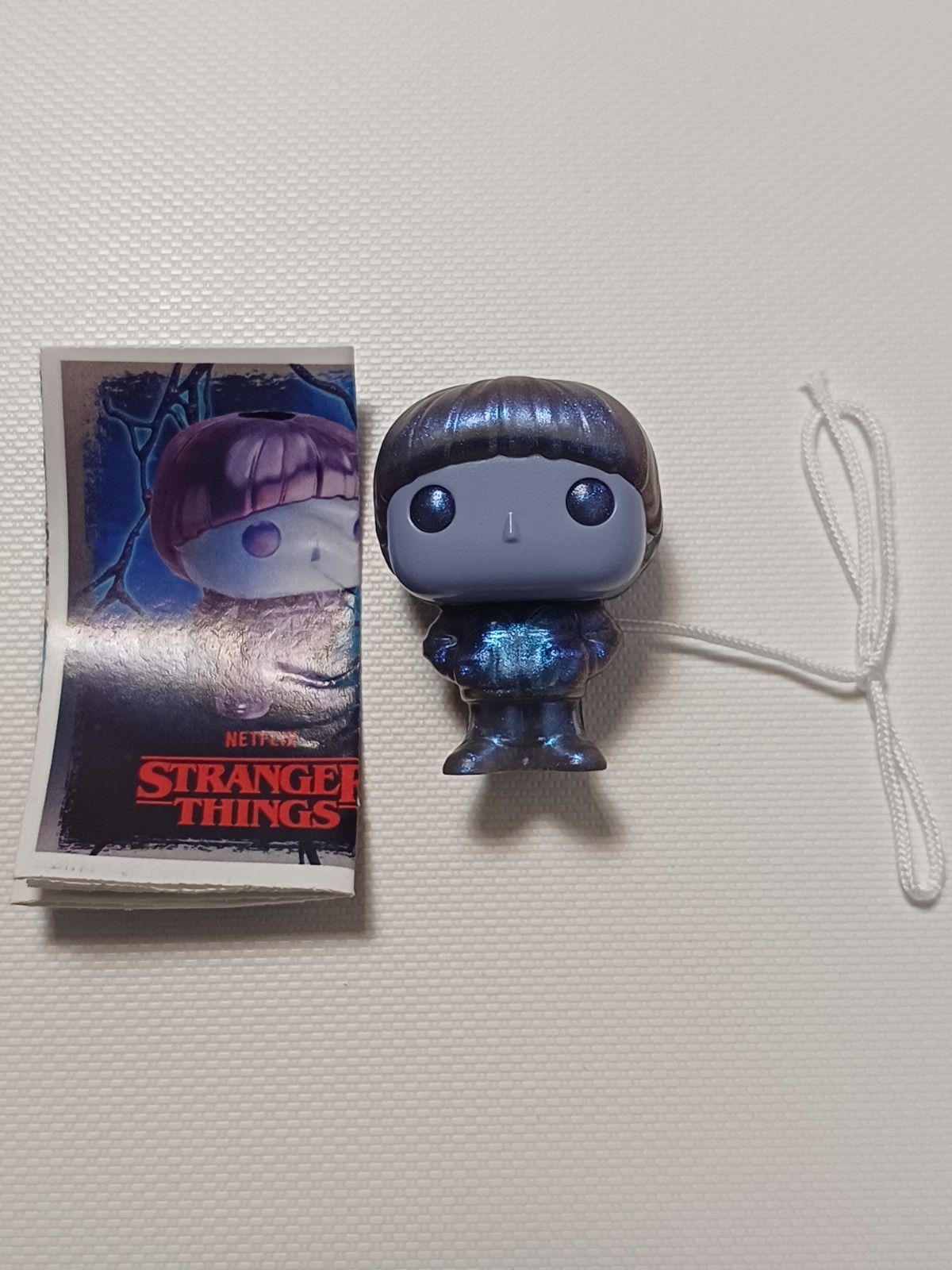YOUR CHOICE Kinder Joy Stranger Things Funko 2025
