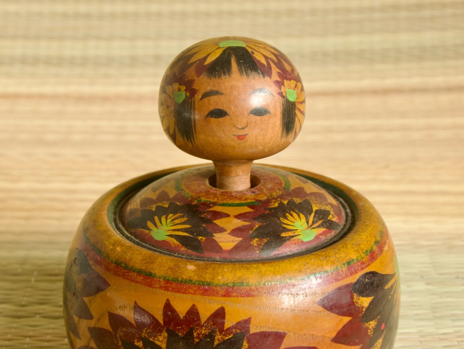 9.5cm(3.7″) Japanese Vint. Rare Ejiko Kokeshi Doll : signed Masakido (Hitokura)