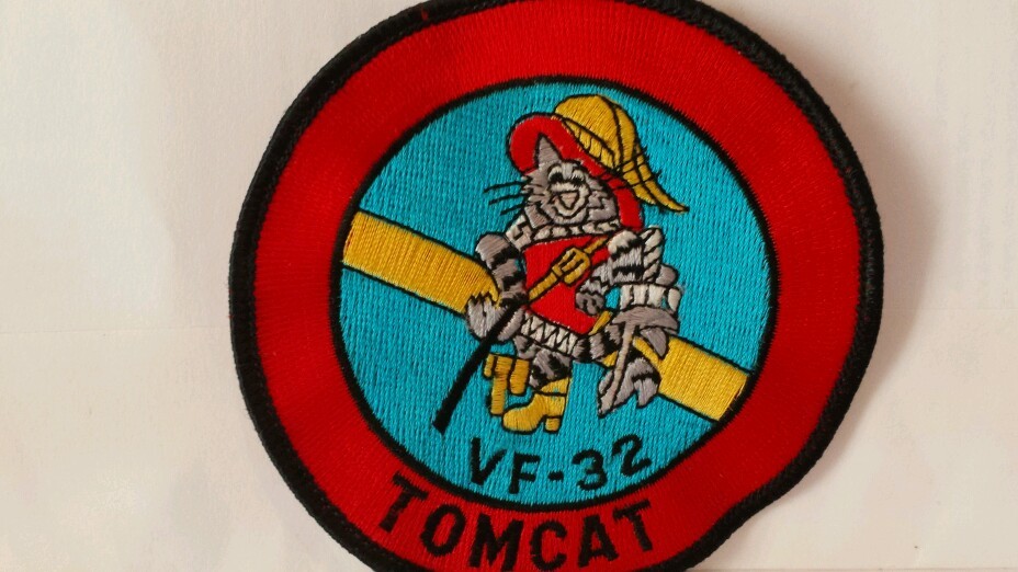 Navy F-14 Tomcat VF-32 3 1/2 inches in height
