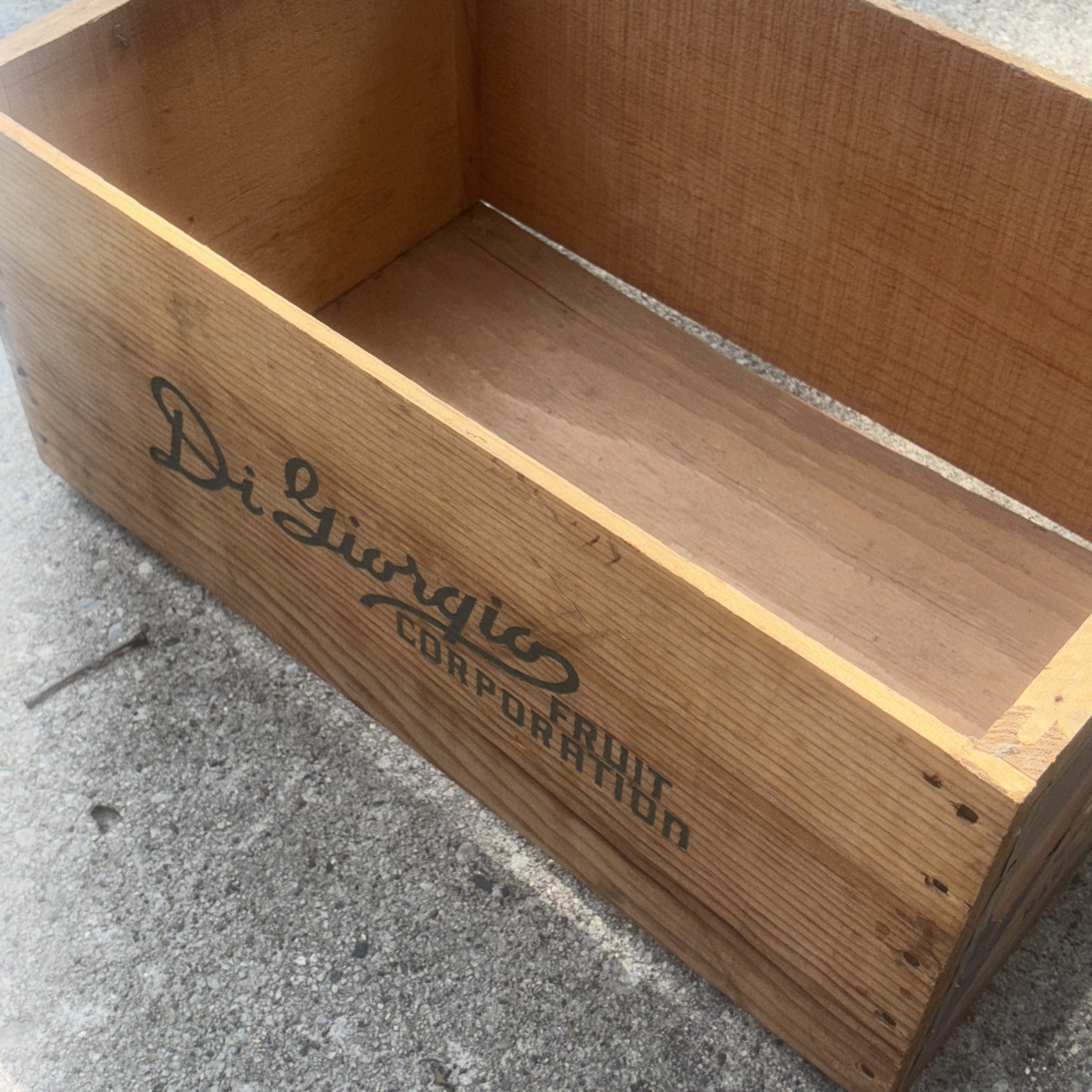 Vintage Do Giorgio Fruit Bartlett Pears Wood Fruit Crate