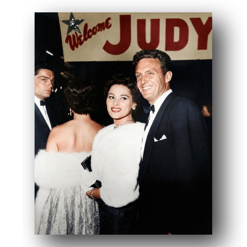 Bella Darvi and Robert Stack Photo 8×10 A Star Is Born Premiere 1954