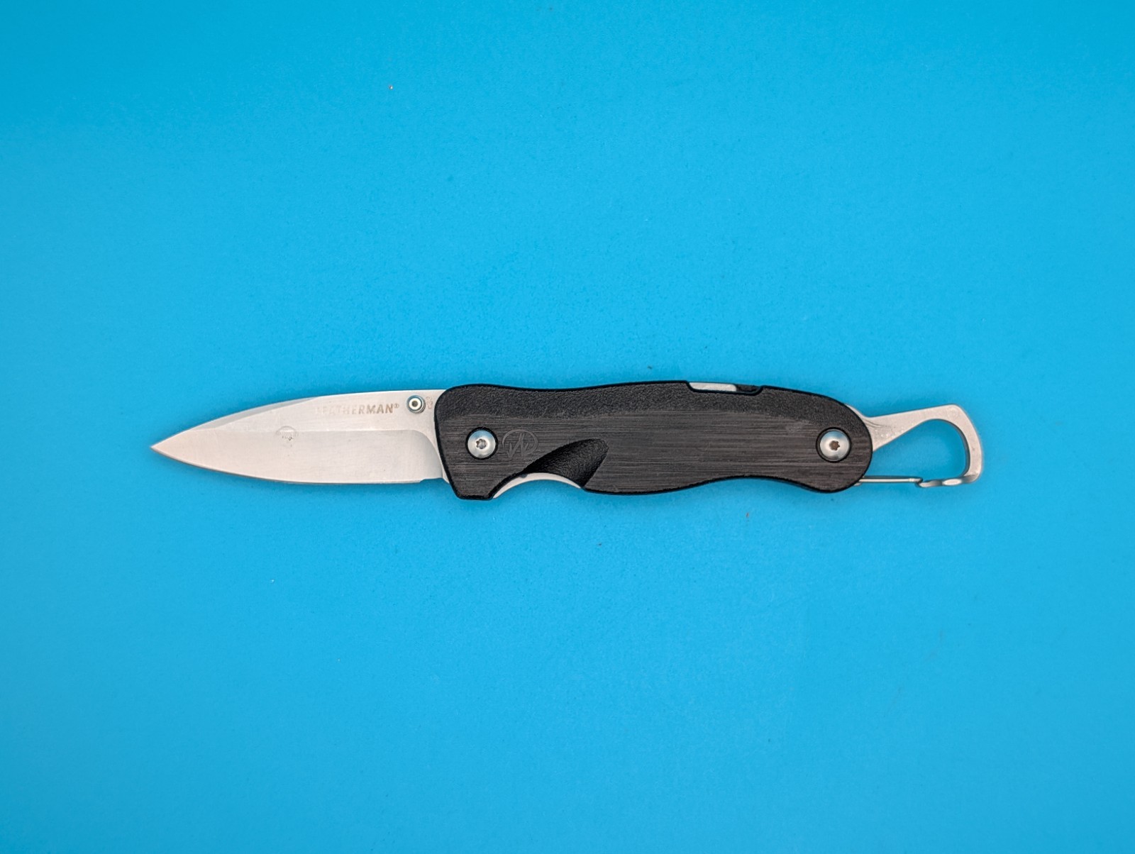 Leatherman Crater C33 Plain Edge Pocket Knife! Black!