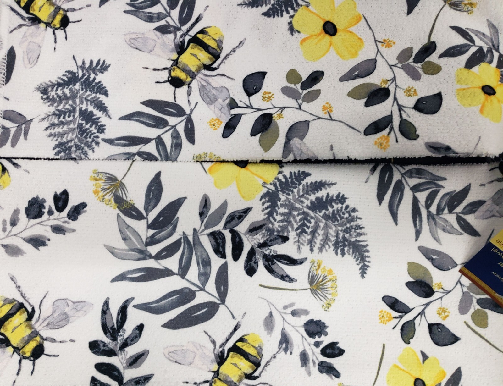 Set of 2 Same Printed Microfiber Kitchen Towels (15″ x 25″) BEES & LEAVES, GR