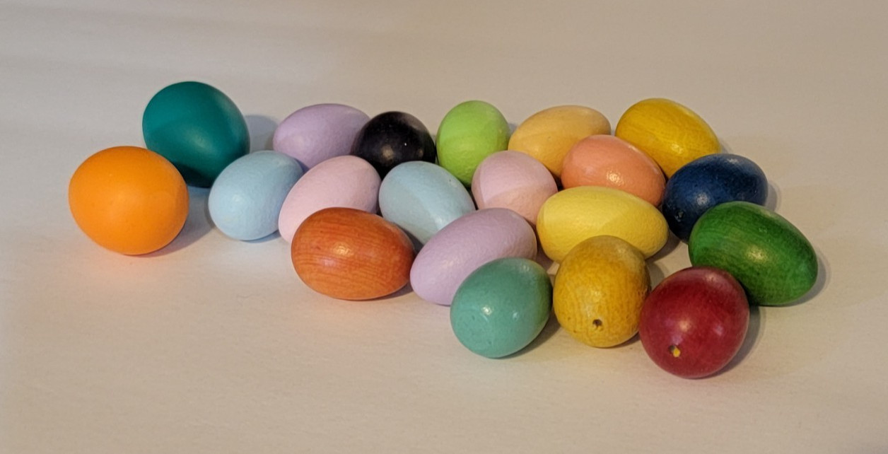 Lot of 20 Wood Hand Painted Matte Spring Vintage German Multicolor 1.5, 1.25 in