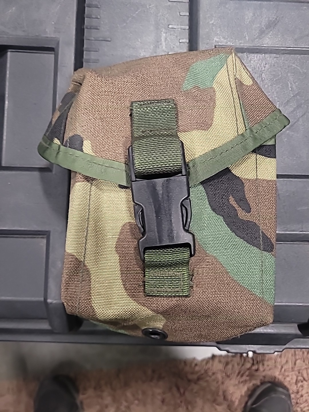 Woodland MOLLE Utility Pouch Clean