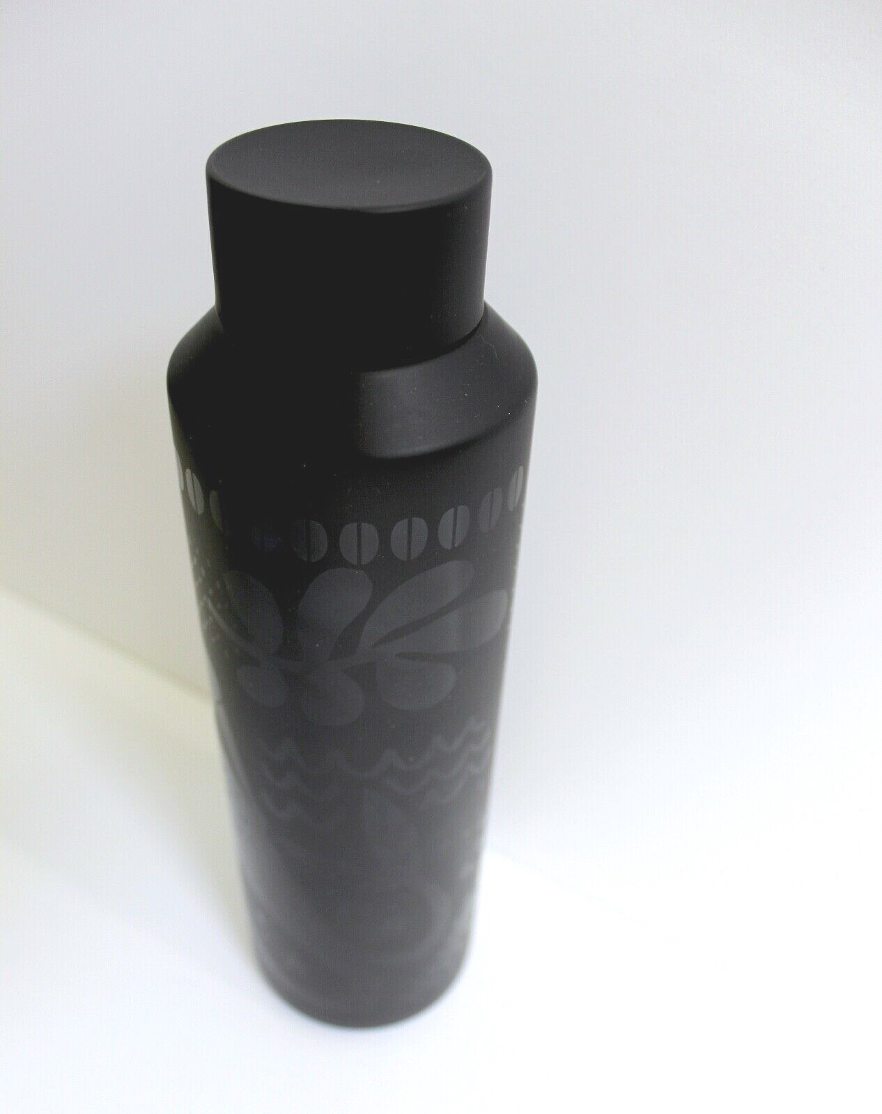 Starbucks Matte Black Siren Vacuum Insulated Stainless Steel Water Bottle 20oz