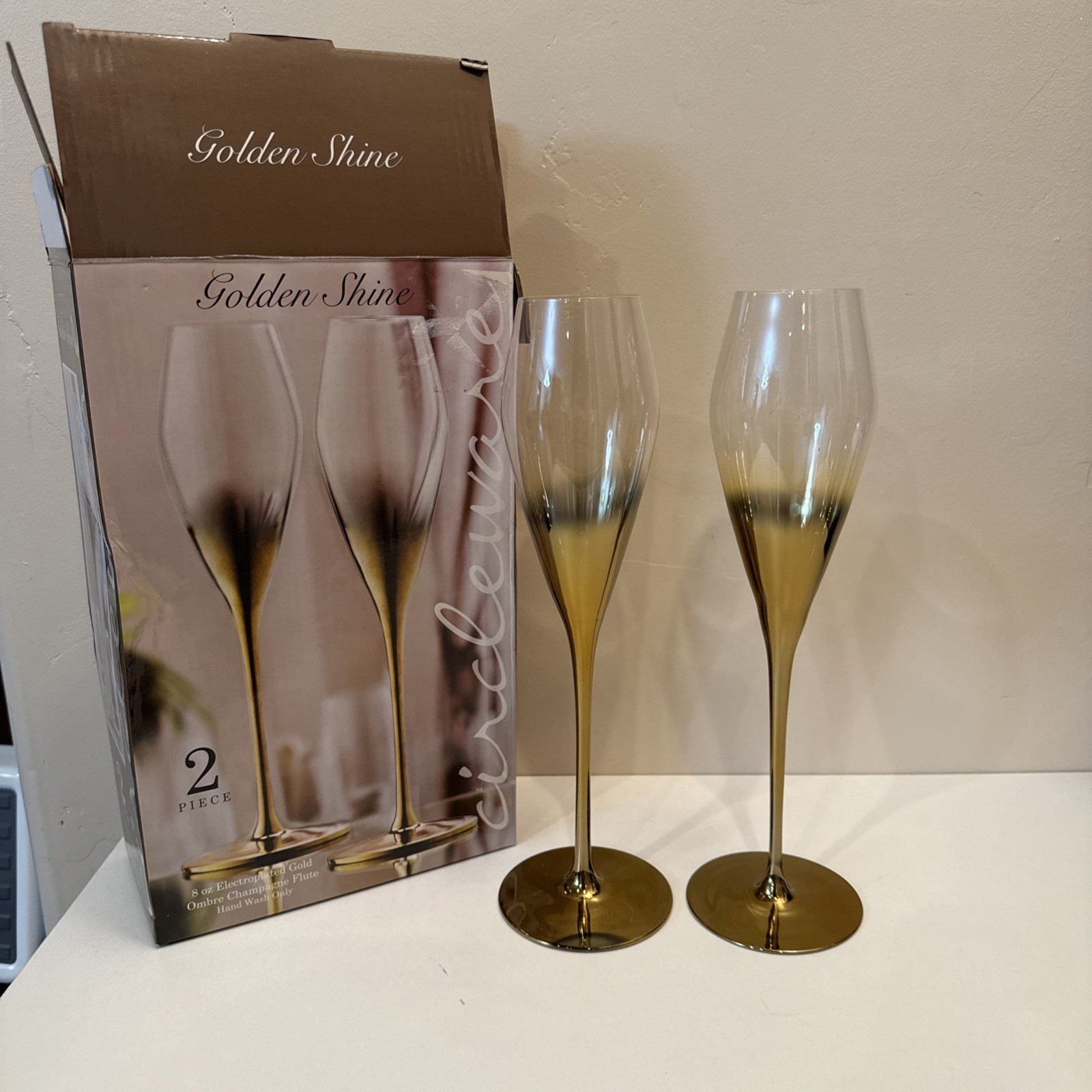 Champagne Flutes Golden Shine 8 oz Electroplated Gold Ombre W/Original Box. New