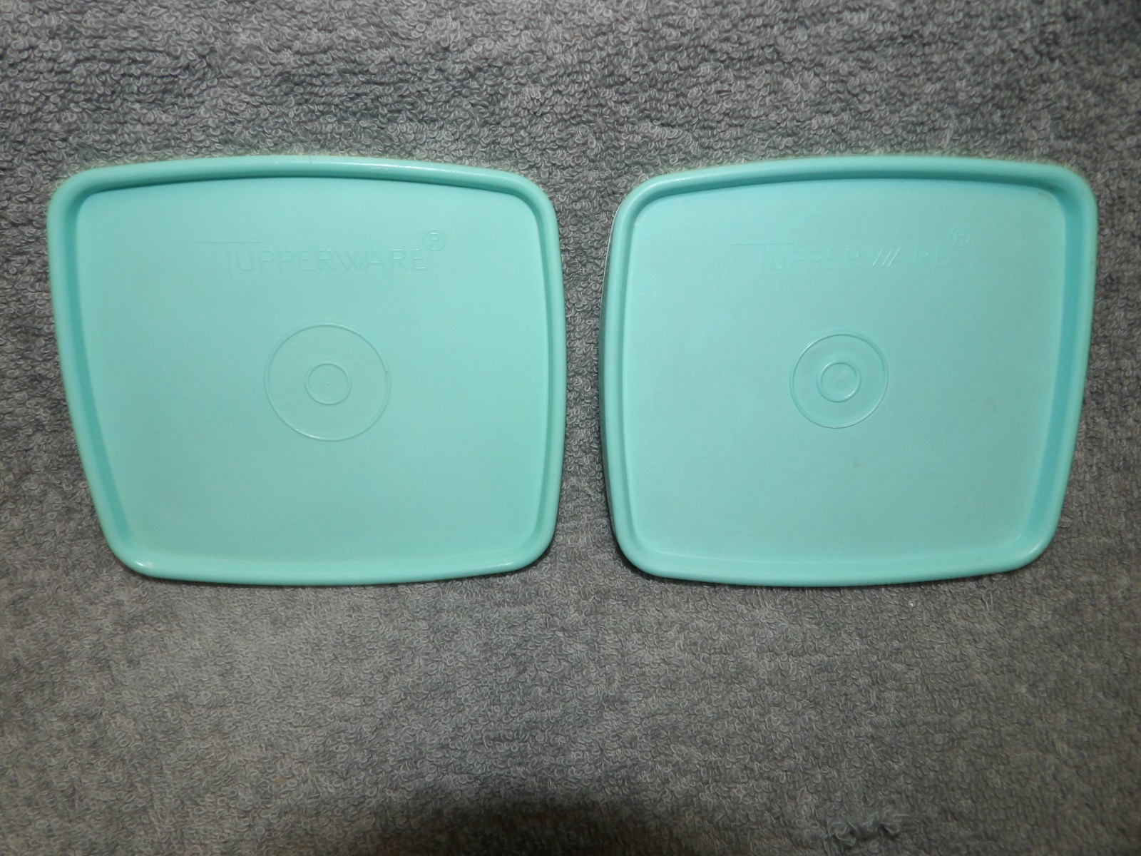 TUPPERWARE Square Round Replacement 310 for 311 312 313 1311 Mint Green SET OF 2