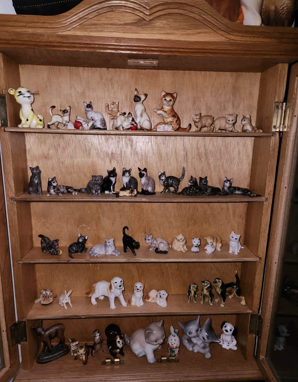 Lot of 49 Mixed-brand mini porcelain animal collection. Vintage +1 wooden deer