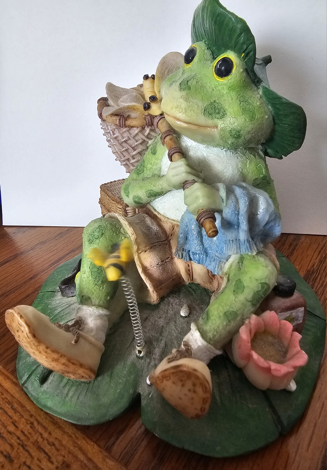 5″ Fishing Frog Toad Statue Figurine. Great condition. Colors are vivid.