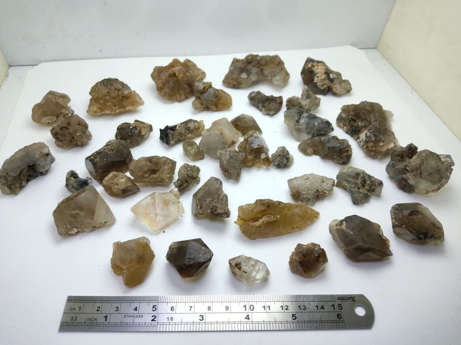 800grams quartz crystals lot From Zagi Mountains, KPK, Pakistan.