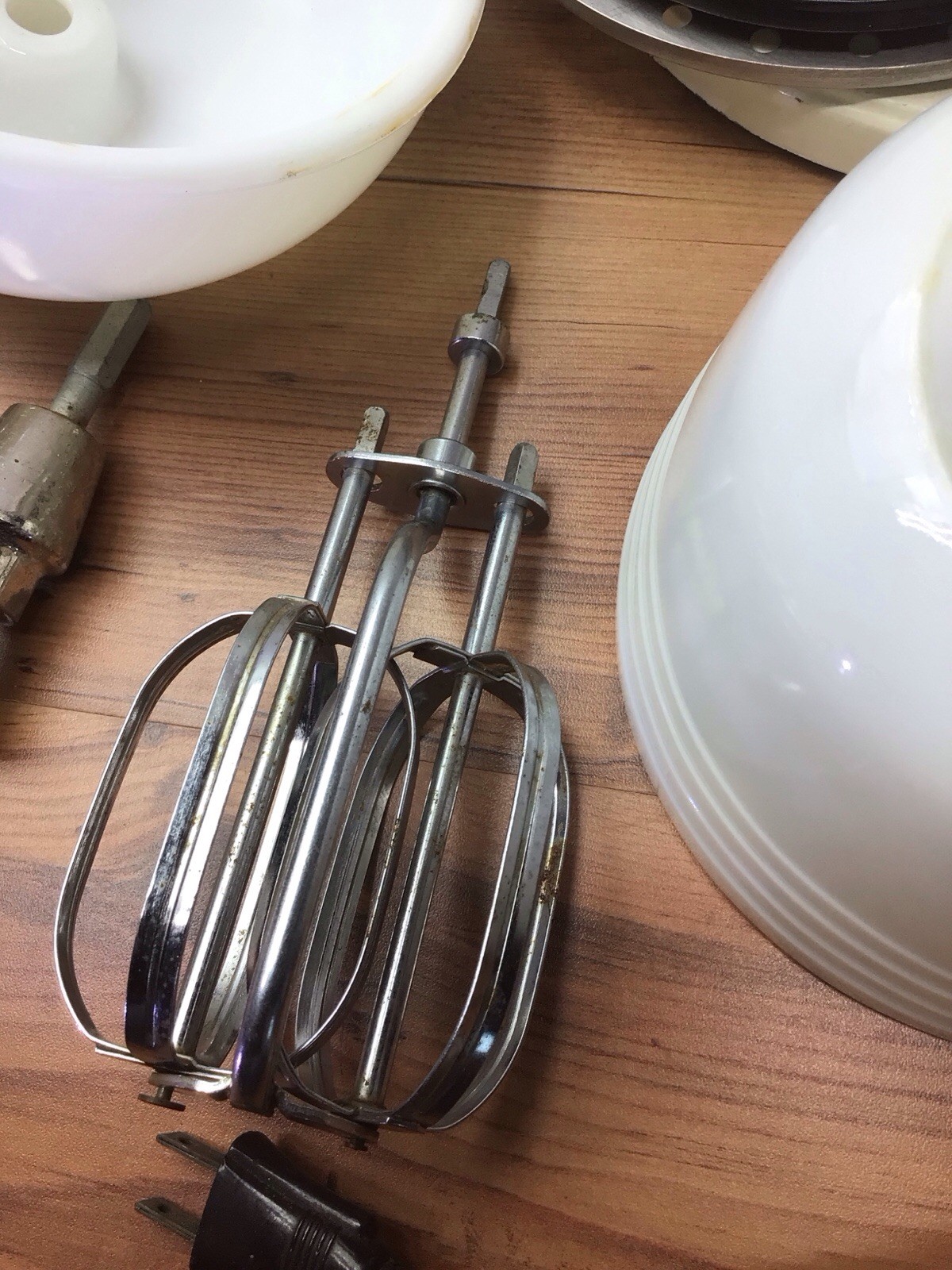 Vintage 1940’s Hamilton Beach Mixer And Juicer One Milk Glass Bowl Model G RUNS