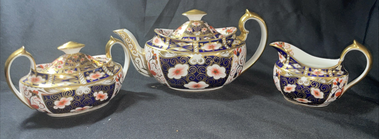 Royal Crown Derby /Old Imari /Teapot/cream/covered Sugar/ 2451 22K Gold Gilded