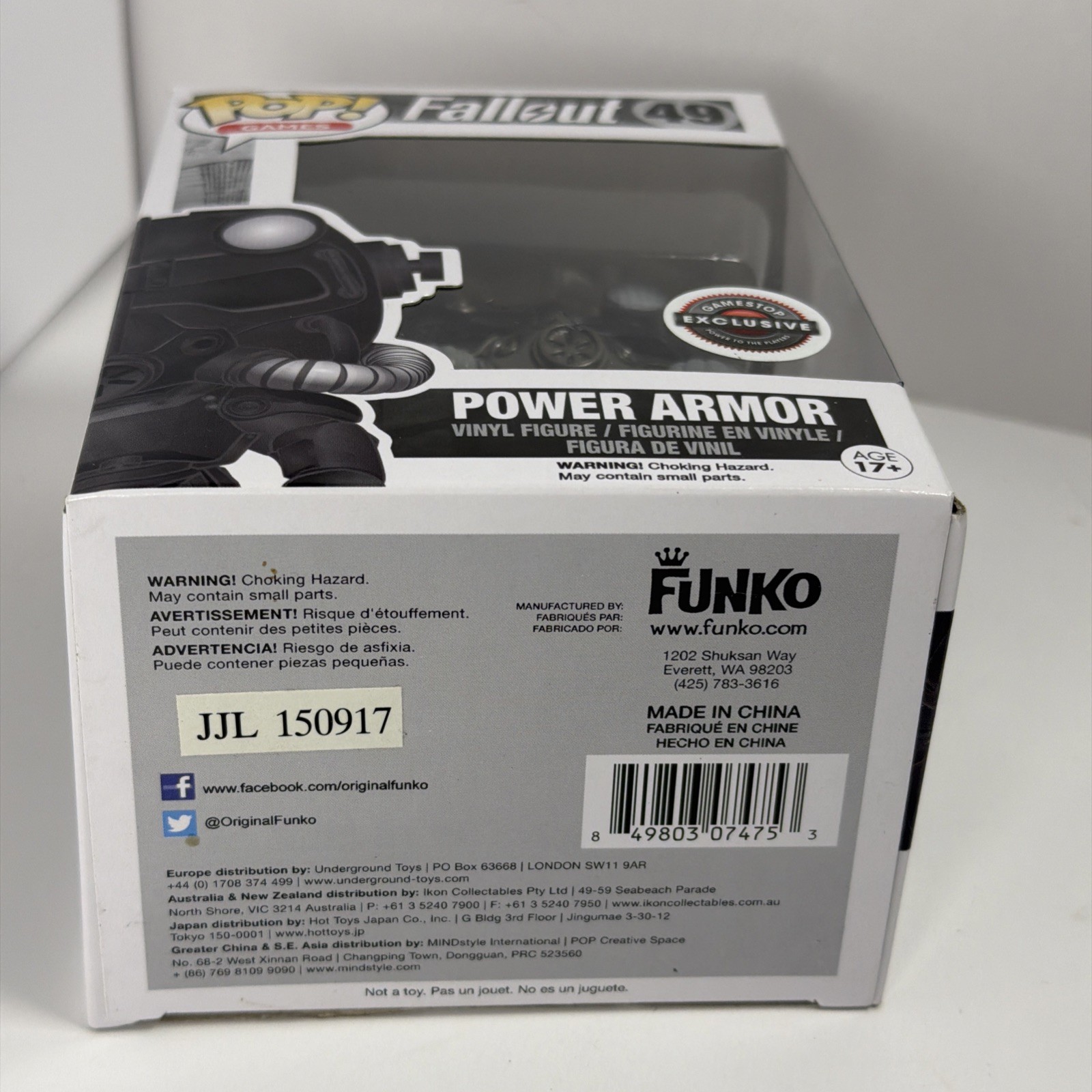 Funko Pop! Games: Fallout – Power Armor #49 Black & White GameStop Exclusive