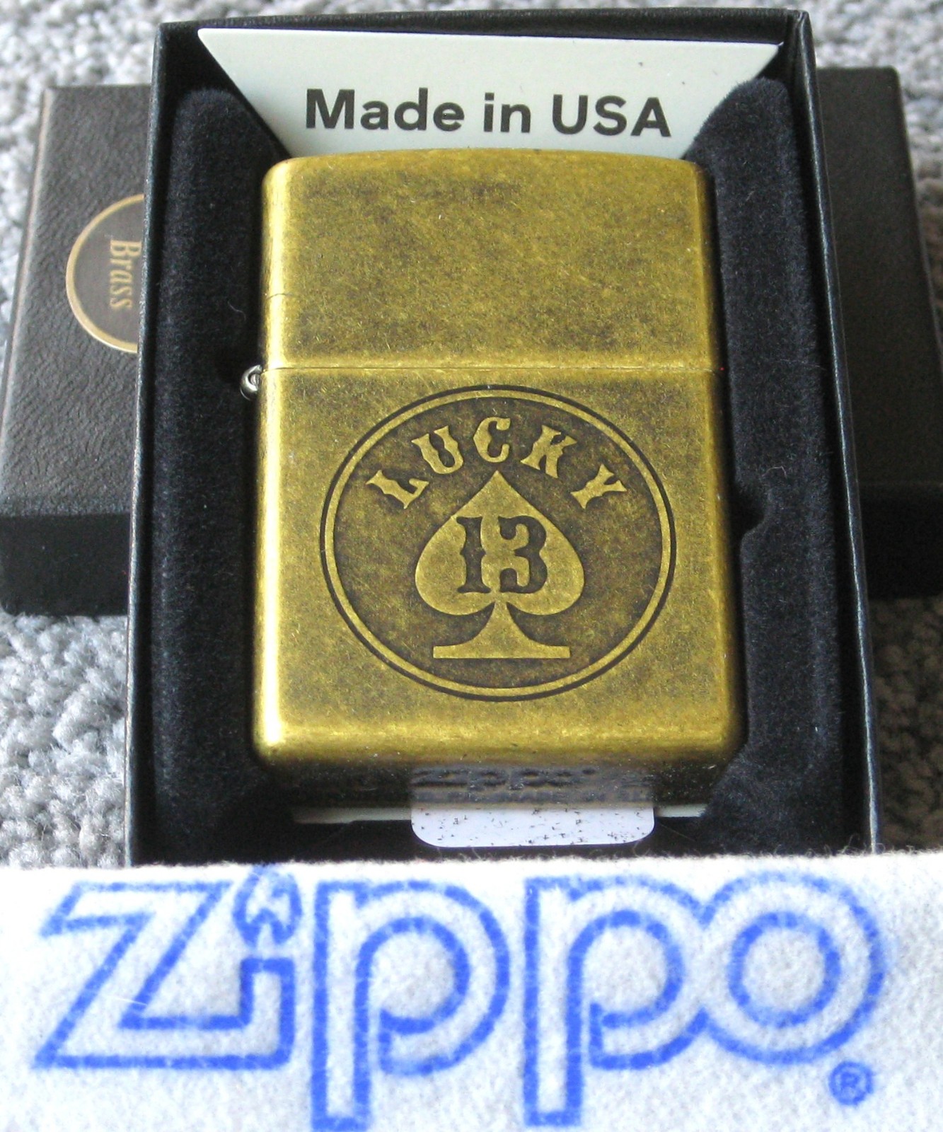 LUCKY 13 DESIGN 47148 Antique Brass ZIPPO LIGHTER Mint in Box NEW Lustre 2025