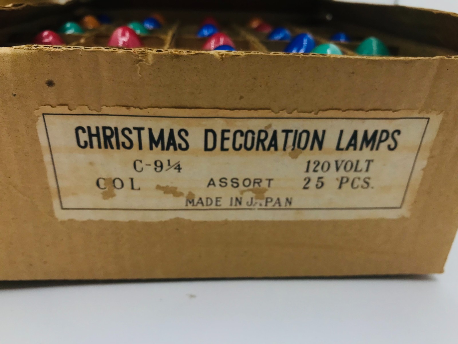 VINTAGE OPAQUE C9 1/4 CHRISTMAS LIGHT BULBS 47 NIB NOS Untested Japan 120 Volts