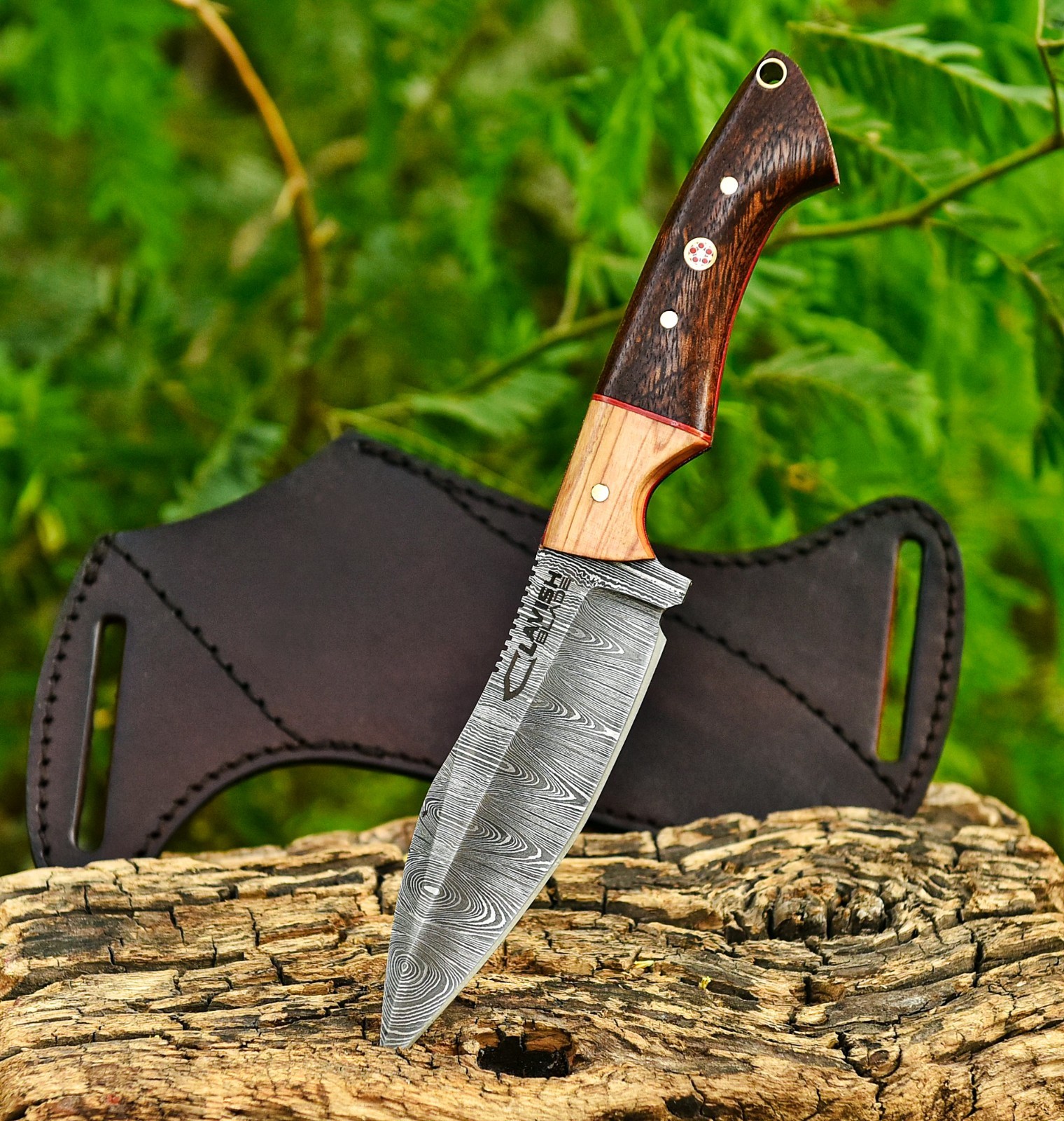 Handmade Damascus Bushcraft Survival EDC Knife Olive Handle horizental Sheath