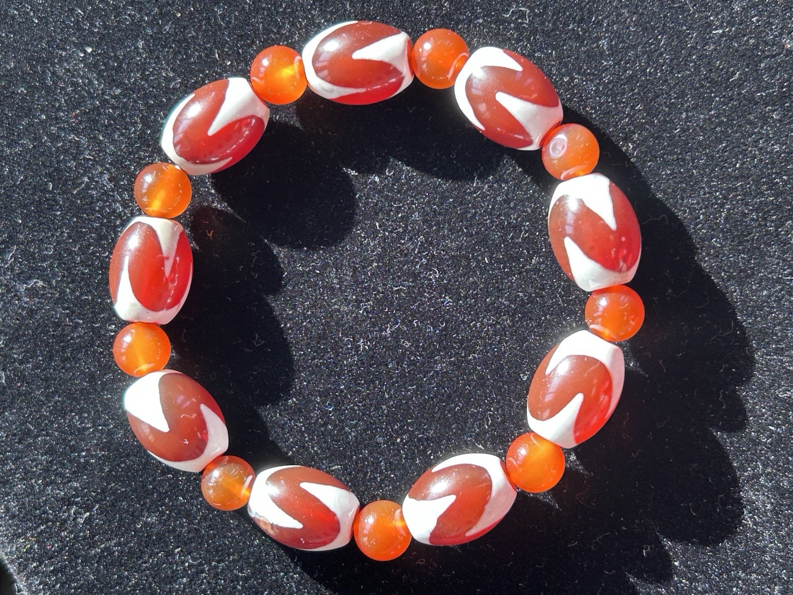 Tibetan Tiger Tooth Agate Dzi Bead Carnelian Stretch Amulet Bracelet