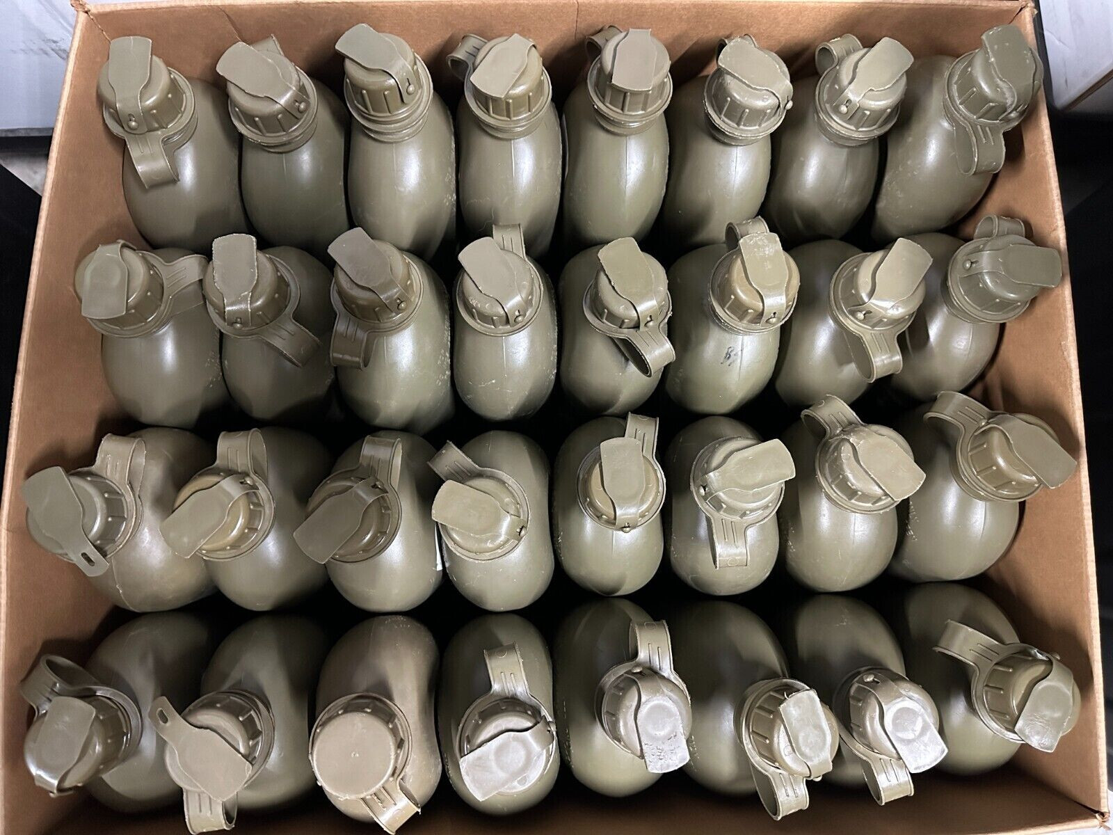 US Military 1 Quart Canteen Hard Plastic w/ NBC Cap OD Green 1QT Army G / VGC